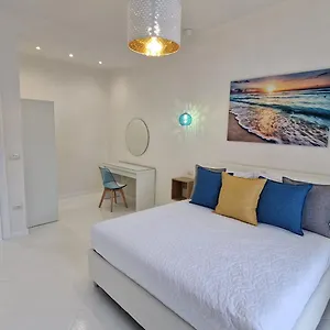 https://blumarine-apartments-in.hotels-amalfi.com